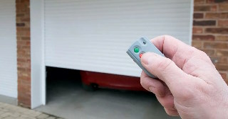 Купить автоматику для рулонных ворот Клин, цена от 2744 руб.