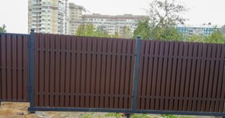Купить распашные ворота из штакетника Клин, цена от 2744 руб.